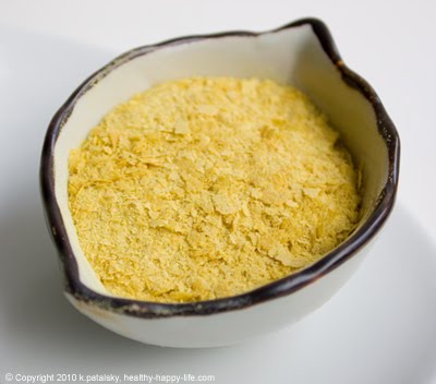 nutritional-yeast-flakes-1